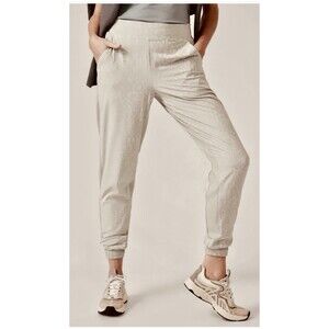 Women's Athleta Brooklyn Textured Jogger Pants Tan Animal Print Size 6